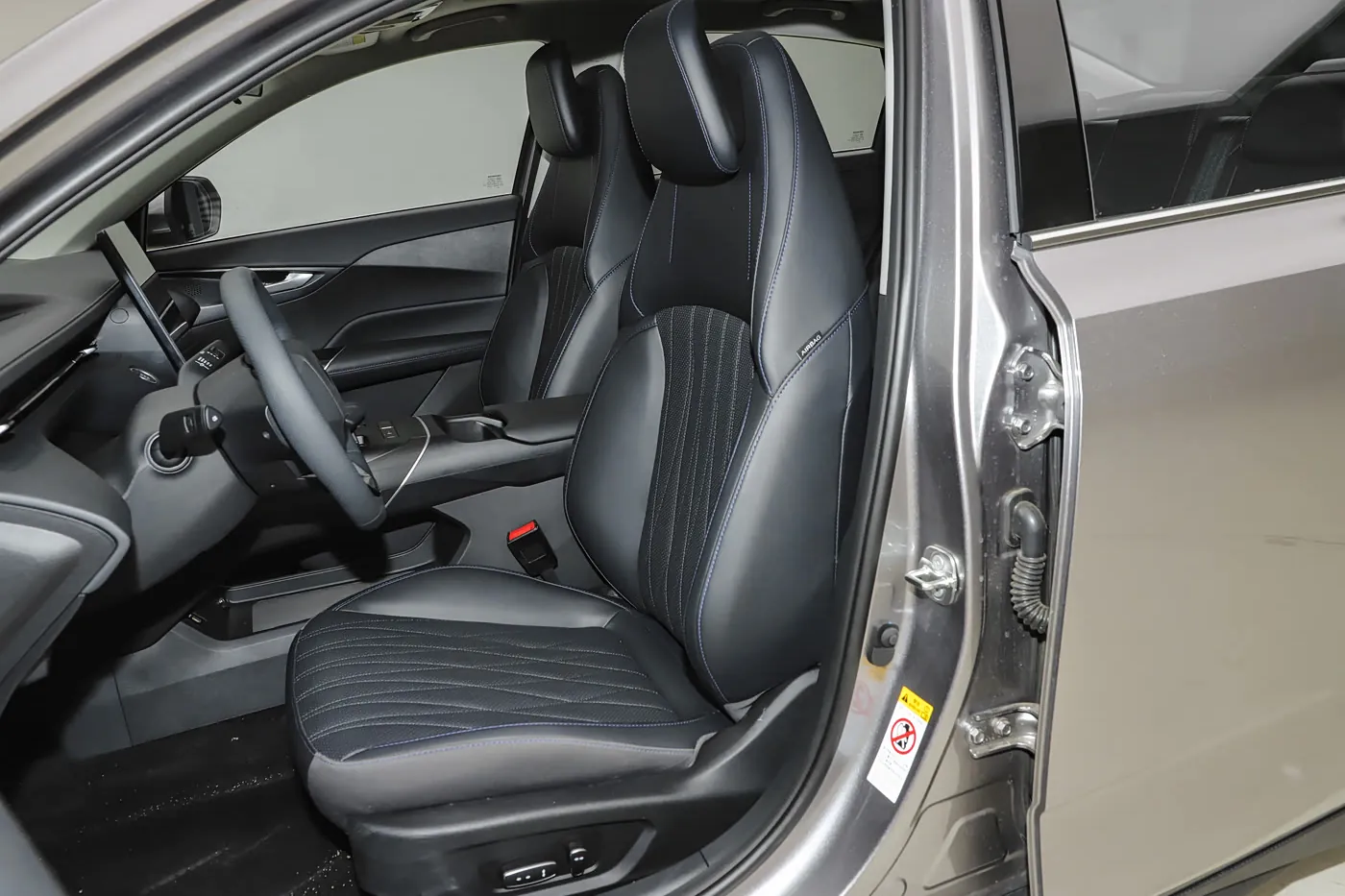 2025 Changan EADO — seat trim detail, compact sedan for export